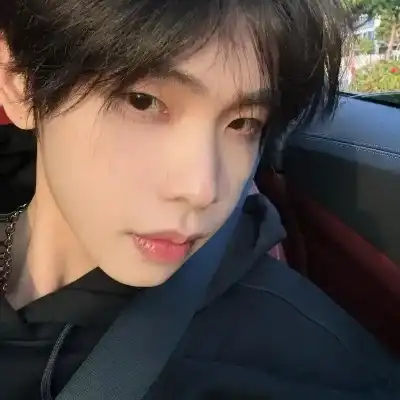 罗露榕